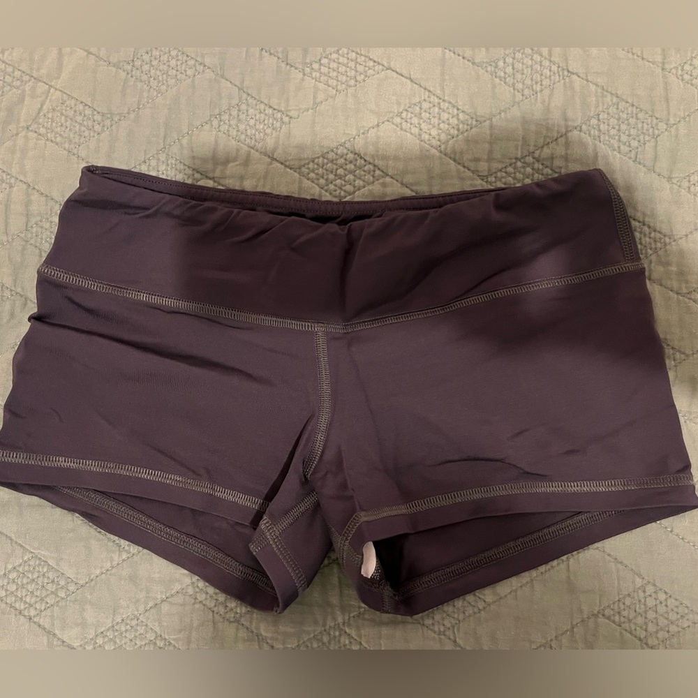 Fleo grey shorts
